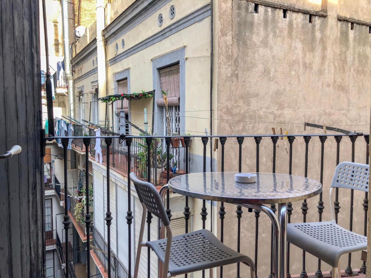 La Isla Hostal - Barcelona — Fotos 1